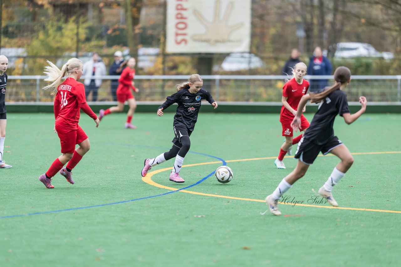 Bild 436 - wCJ VfL Pinneberg - Eimsbuettler TV : Ergebnis: 0:3
